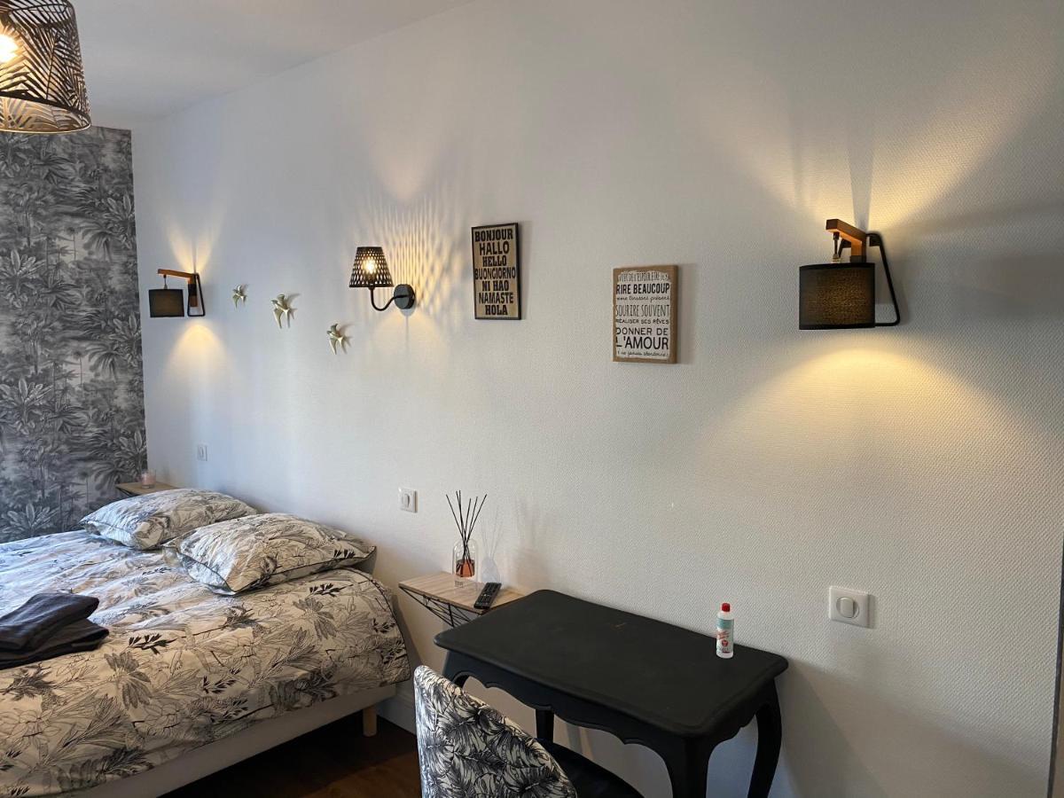 Bed and Breakfast Logis Paul Massy Meschers-sur-Gironde Exterior foto
