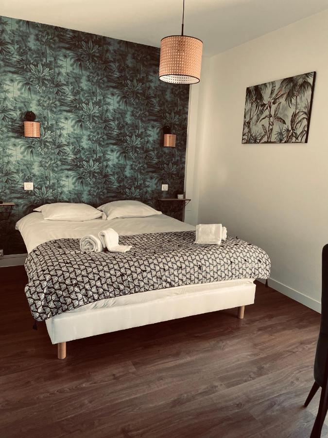 Bed and Breakfast Logis Paul Massy Meschers-sur-Gironde Exterior foto