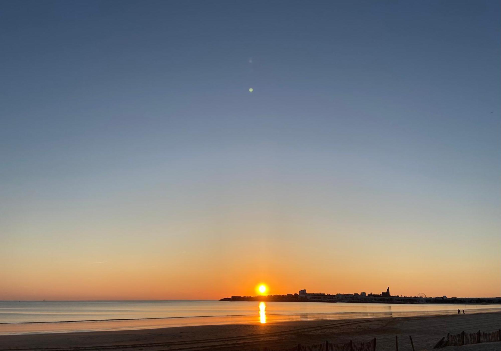 Bed and Breakfast Logis Paul Massy Meschers-sur-Gironde Exterior foto